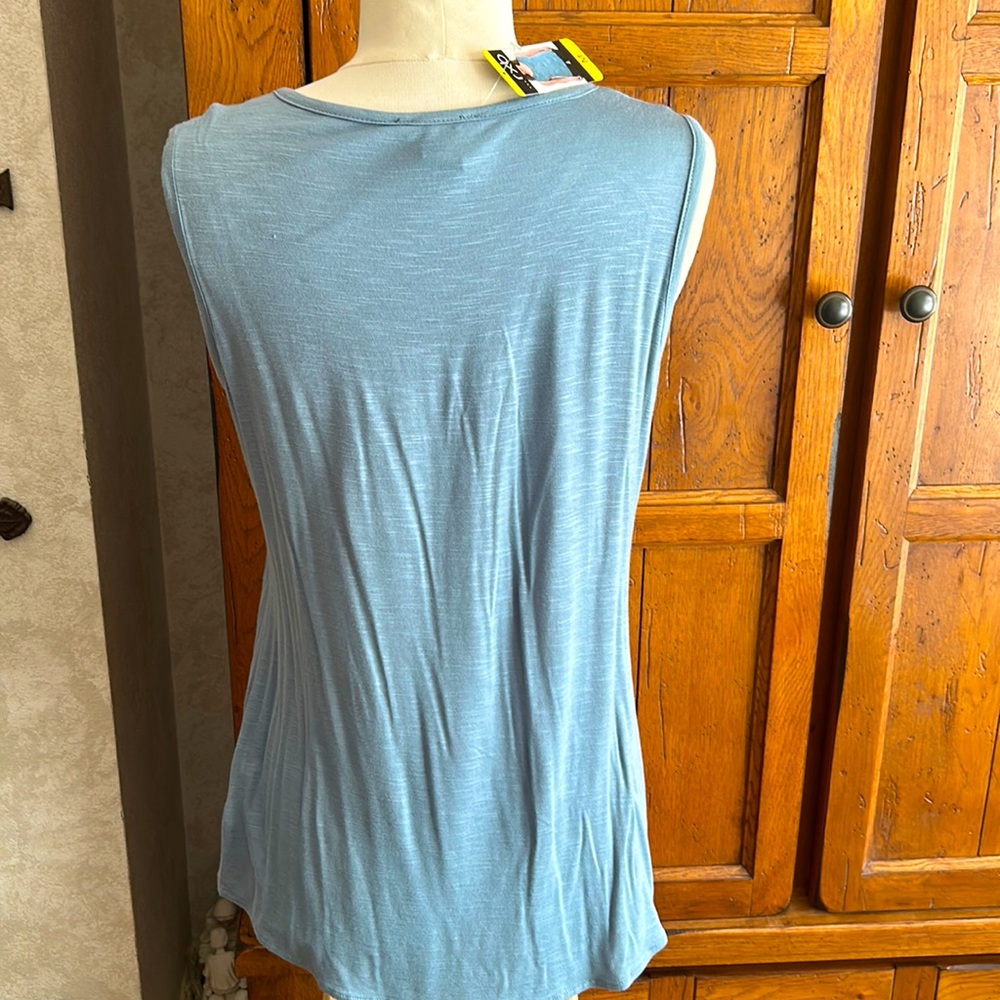 NWT⭐️Floral Boho Dressy Tank w/Crocheted Lace at V-Neck by RXB🍃 - Picture 4 of 13